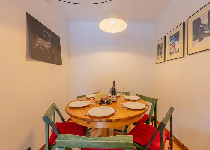 Hautes Aiguilles 29 Апартаменты Шамони